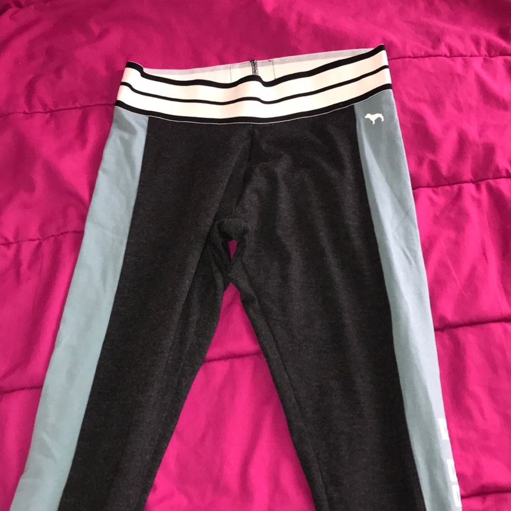 Very cute PINK leggings